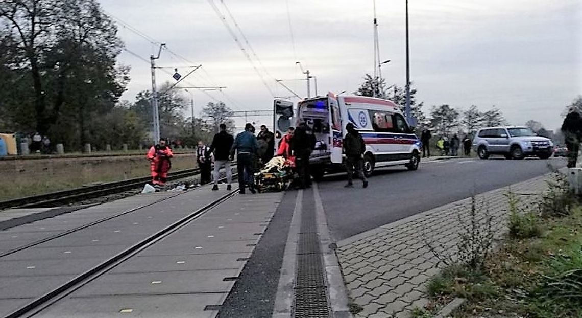 Aktualizacja. Potrącenie na przejeździe kolejowym