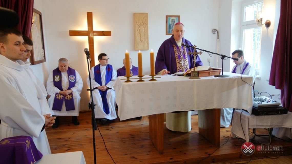 Biskup legnicki złożył rezygnację na ręce Ojca Świętego