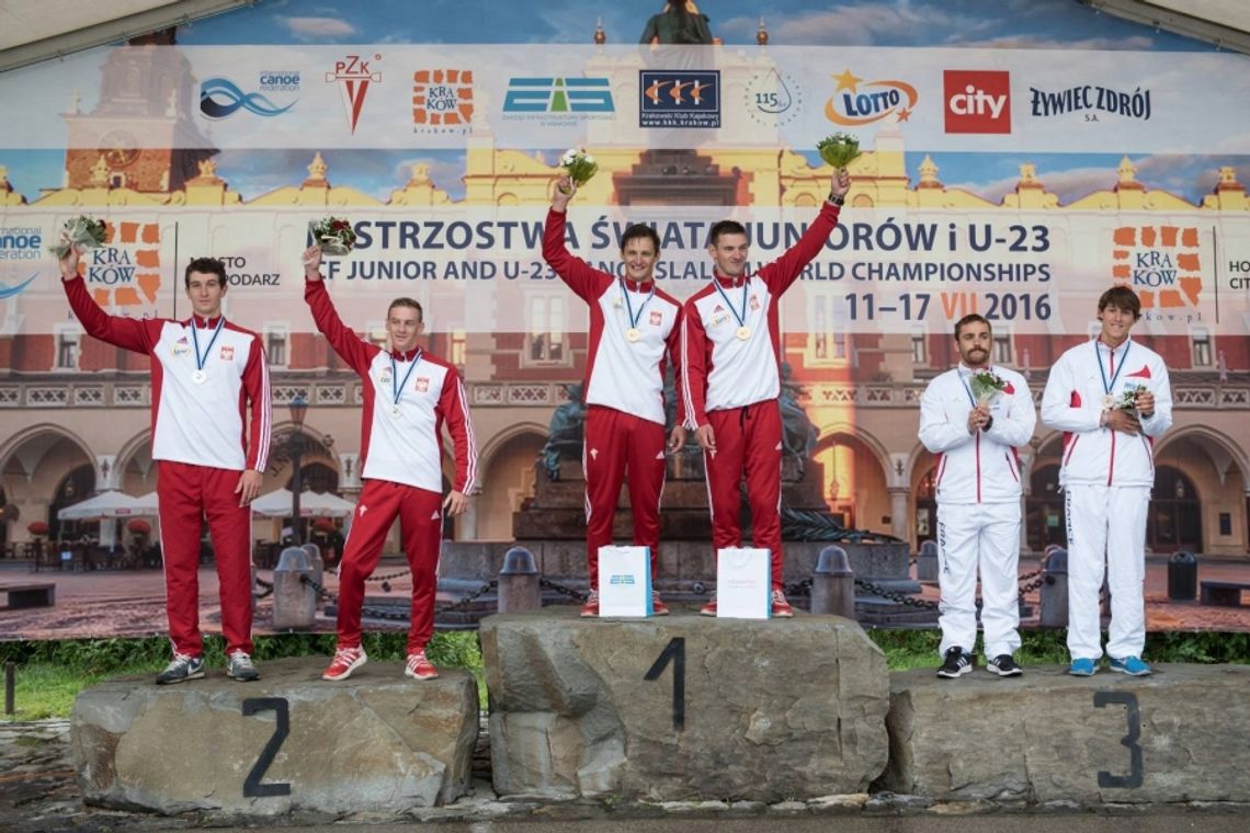 Brązowy medal podczas MŚ w slalomie kajakowym juniorów