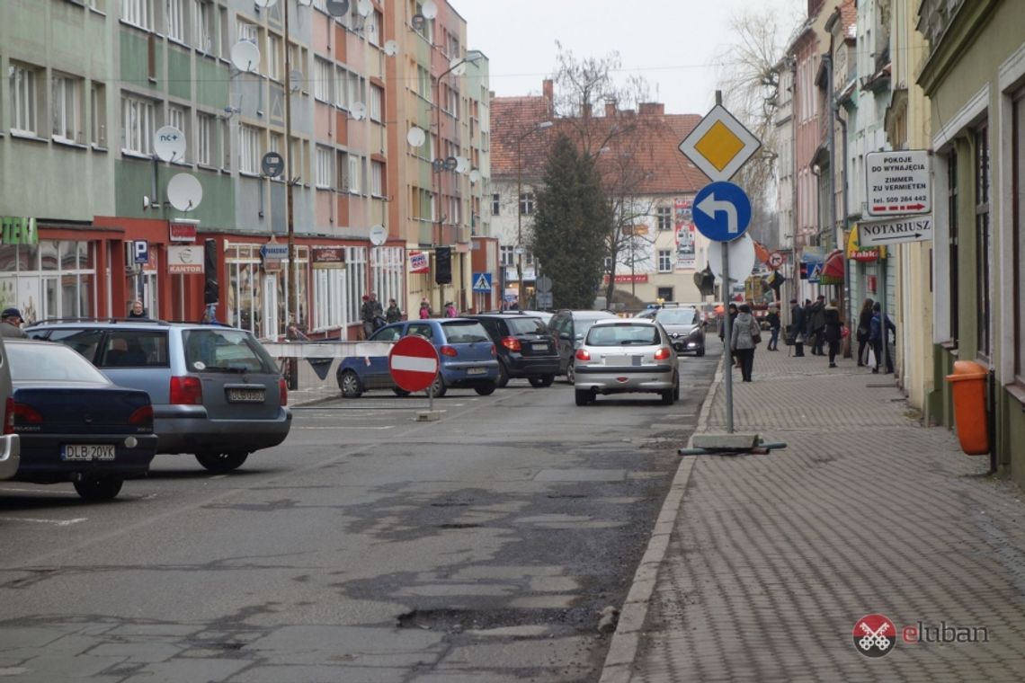 Chaos komunikacyjny w centrum Lubania