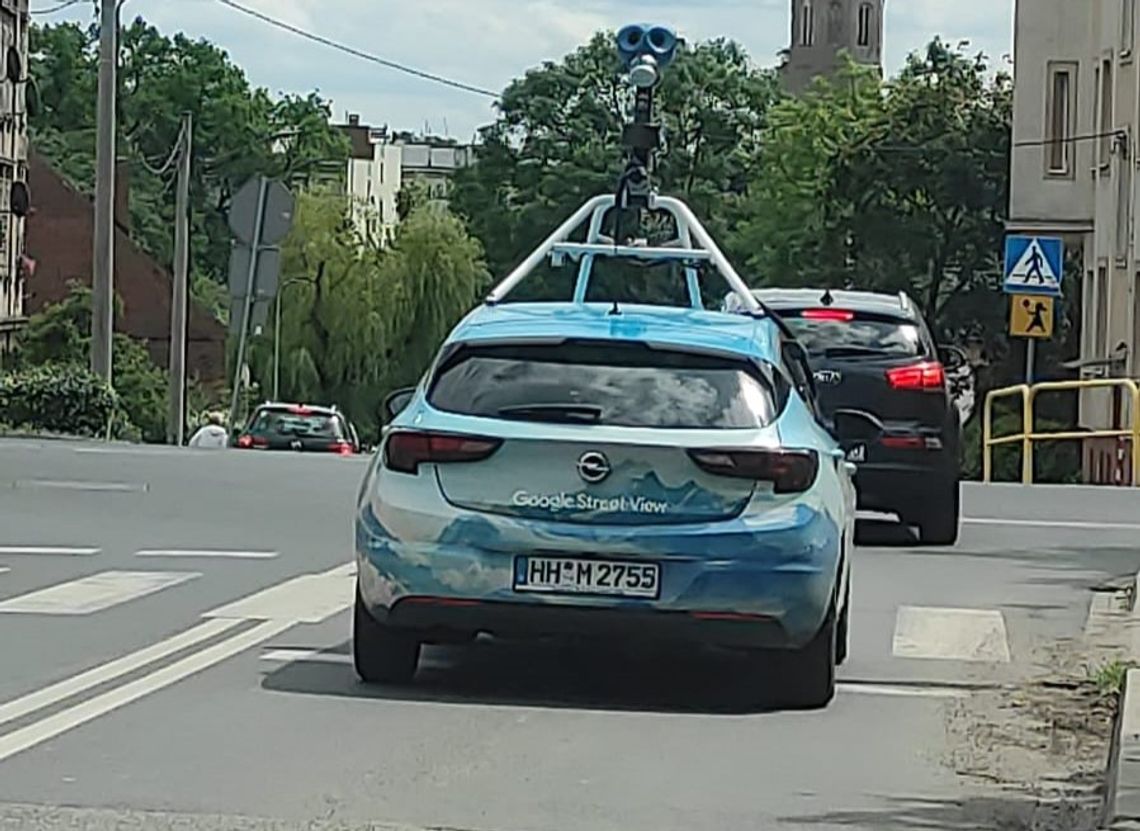 Google Street View aktualizuje mapy. Dziś byli w Lubaniu