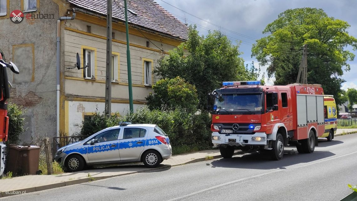 Groził, że puści gaz i wysadzi dom. Interweniowały służby