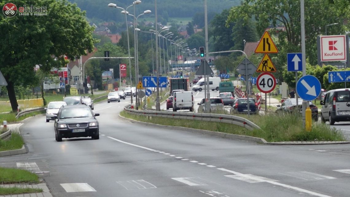 Jak wygląda ruch na DK 30 w powiecie lubańskim? Raport z licznika GDDKiA