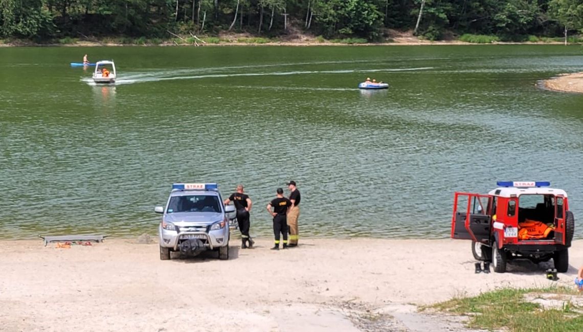 Jezioro Złotnickie. Zatonął rower wodny z rodziną na pokładzie