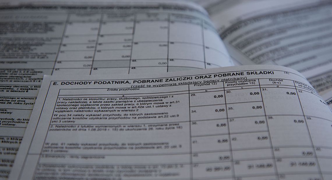 Kary za nierozliczony PIT wynoszą nawet 14 tys. zł. Jak ich uniknąć?