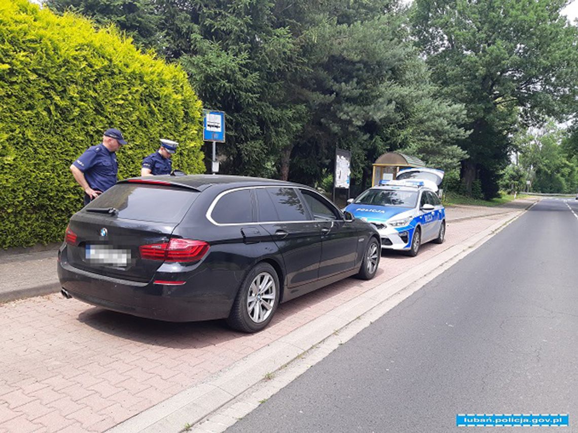 Komendant komisariatu w Leśnej ścigał BMW