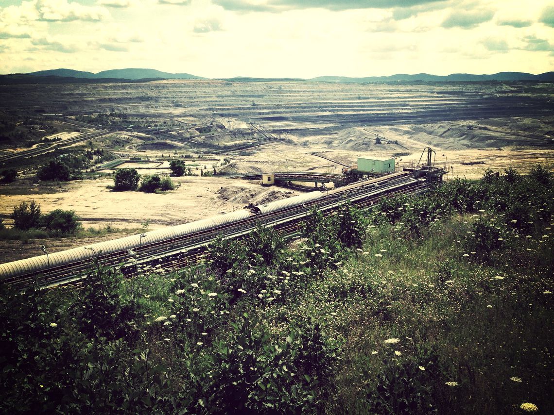 Łańcuch ludzi: międzynarodowy protest przeciwko rozbudowie kopalni Turów
