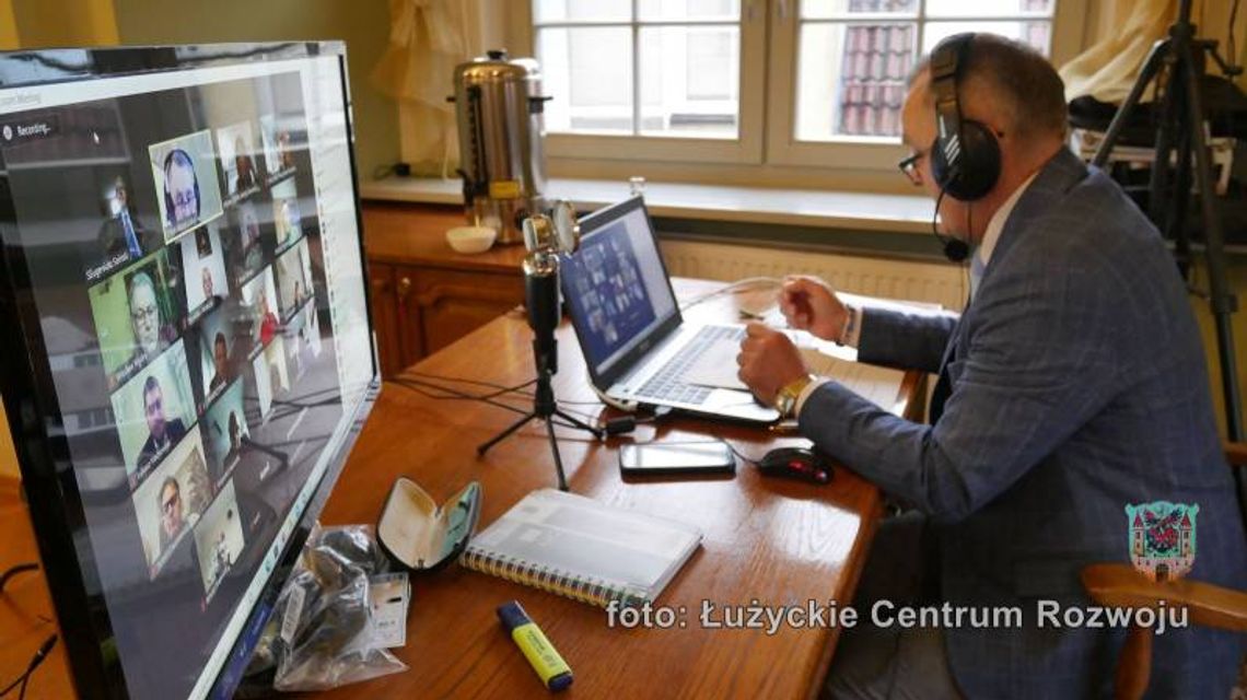 Lubań. Grudniowa sesja nadzwyczajna