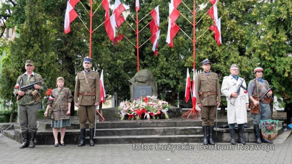 Lubań pamięta o powstańcach warszawskich