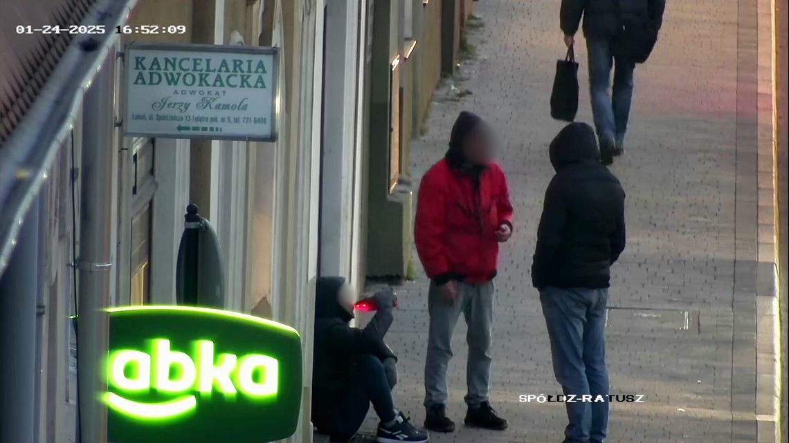 Monitoring bezlitosny dla pijących w miejscach publicznych. Straż Miejska reaguje