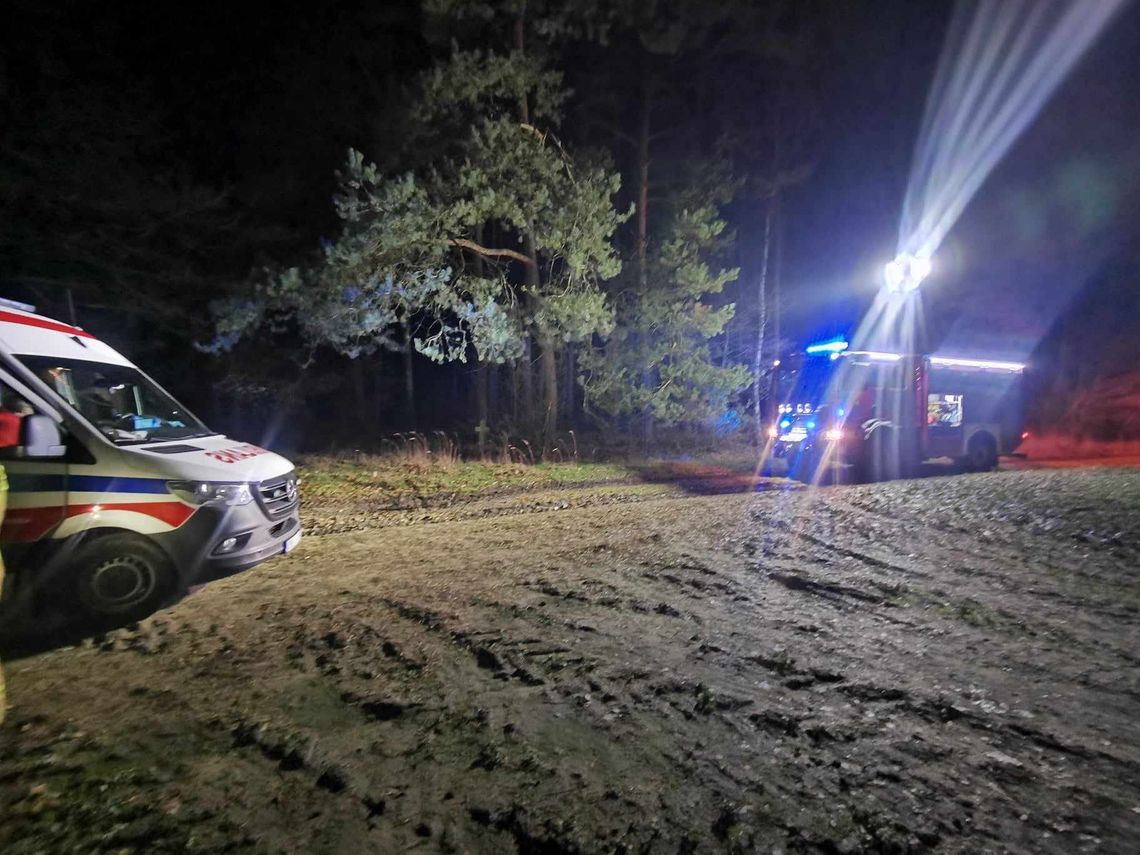 Nietypowa akcja ratowników. Myśliwy nie był w stanie zejść z ambony