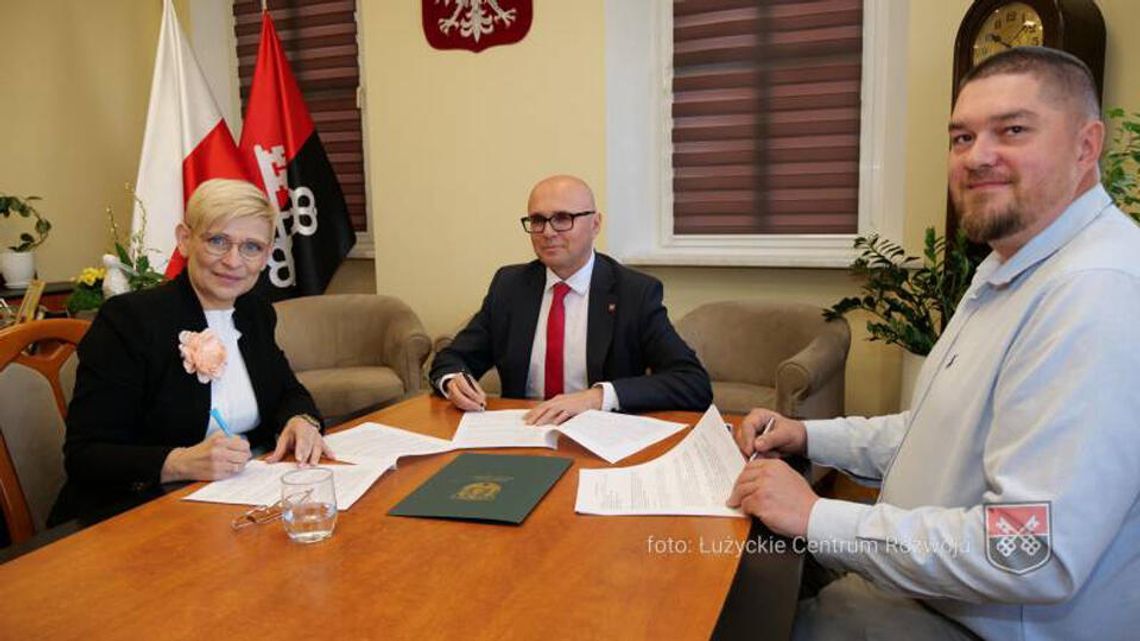 Nowe Holtery EKG dla szpitala. Miasto przekazało 20 tys. zł