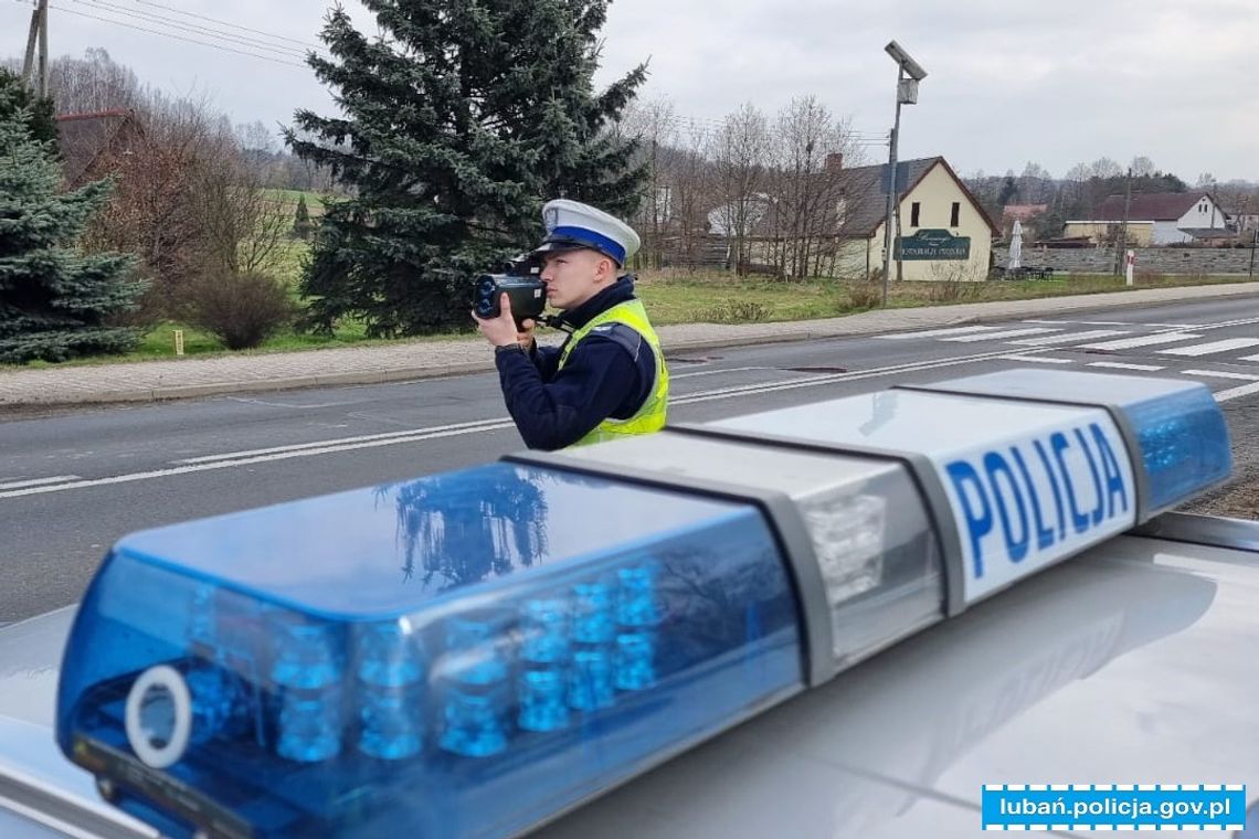 Pijany kierowca usiłował przekupić policjantów