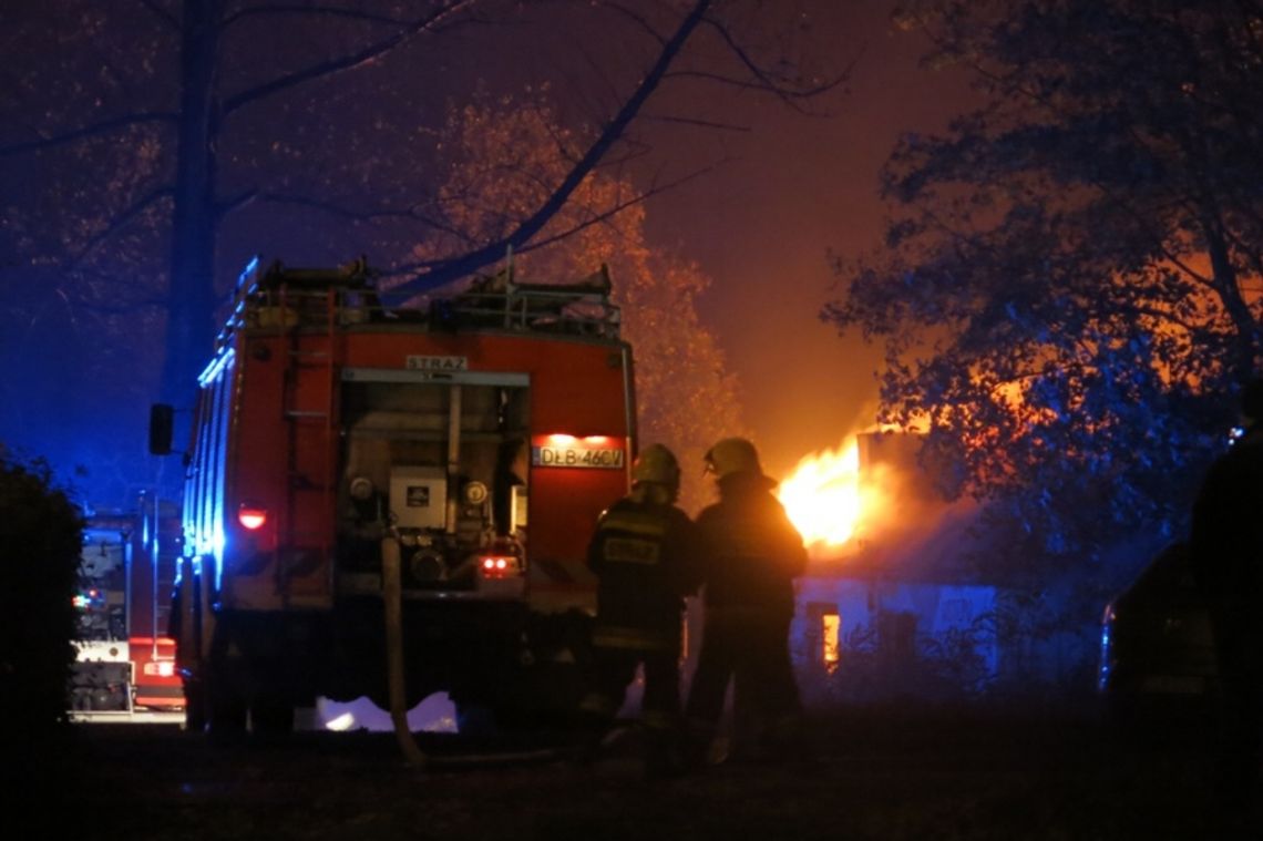 Płonie basen na Kamiennej Górze