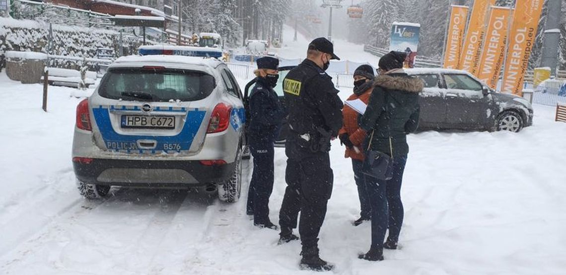 Policjanci kontrolowali stoki narciarskie i hotele w górskich miejscowościach
