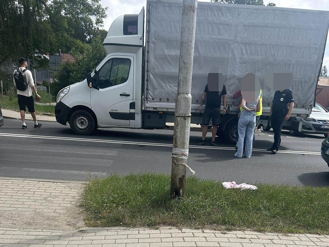 Poważny wypadek w Gryfowie Śląskim. DK30 zablokowana