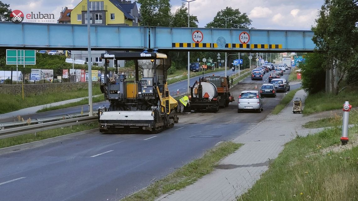 Prace drogowe. Utrudnienia w ruchu na DK 30 w Lubaniu