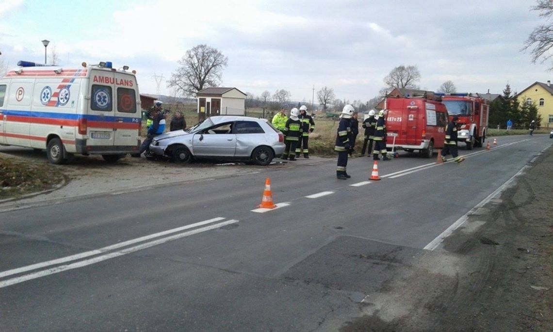 Przysnął za kierownicą