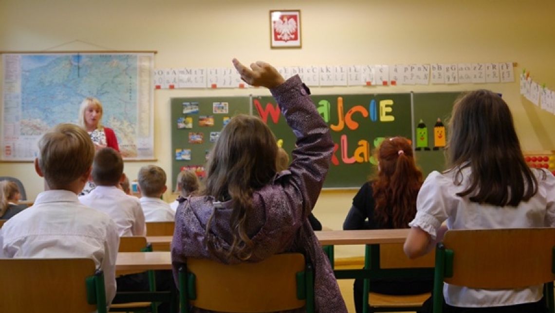 Sejm zniósł obowiązek szkolny dla 6-latków i przedszkolny dla dzieci pięcioletnich