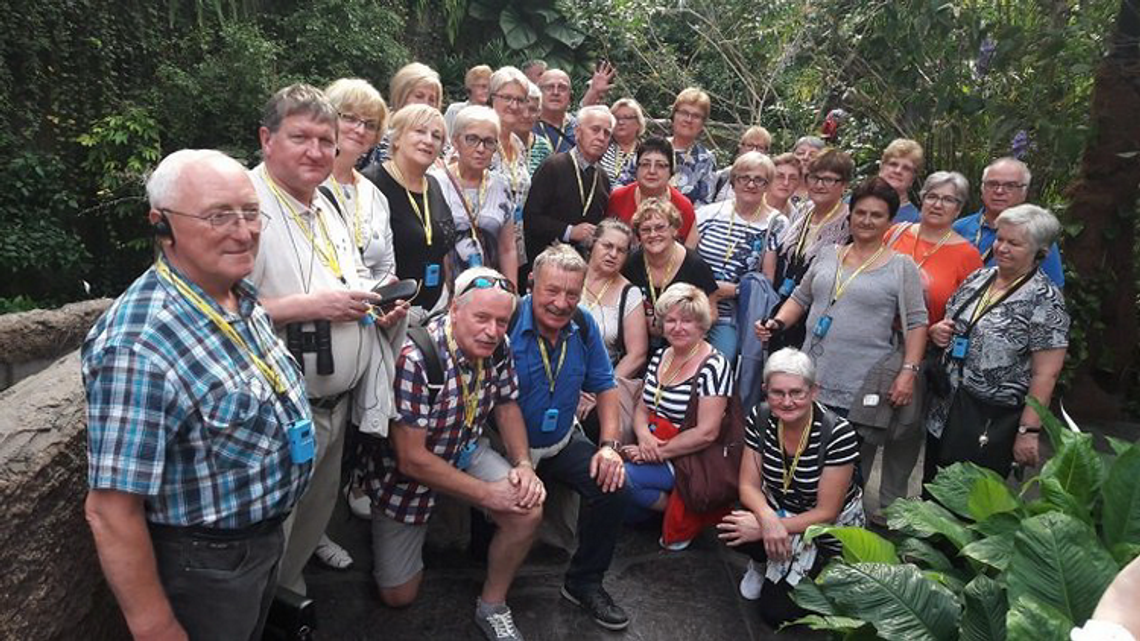 Seniorzy z gminy Lubań odwiedzili wrocławskie zoo