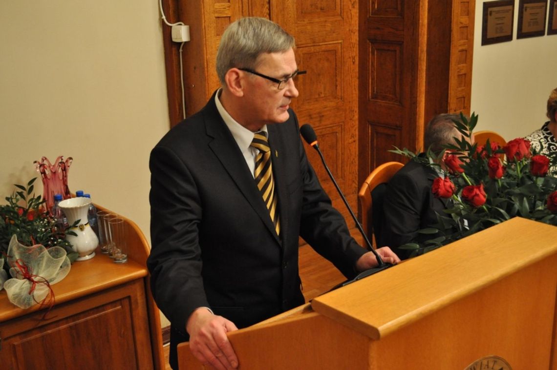 Walery Czarnecki zrezygnował ze stanowiska. Burmistrz Wlenia przyjął jego dymisję