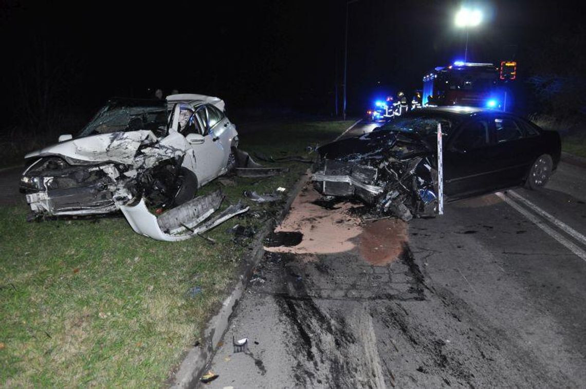 Wypadek w Bogatyni. Druhowie OSP Leśna pierwsi udzielali popmocy