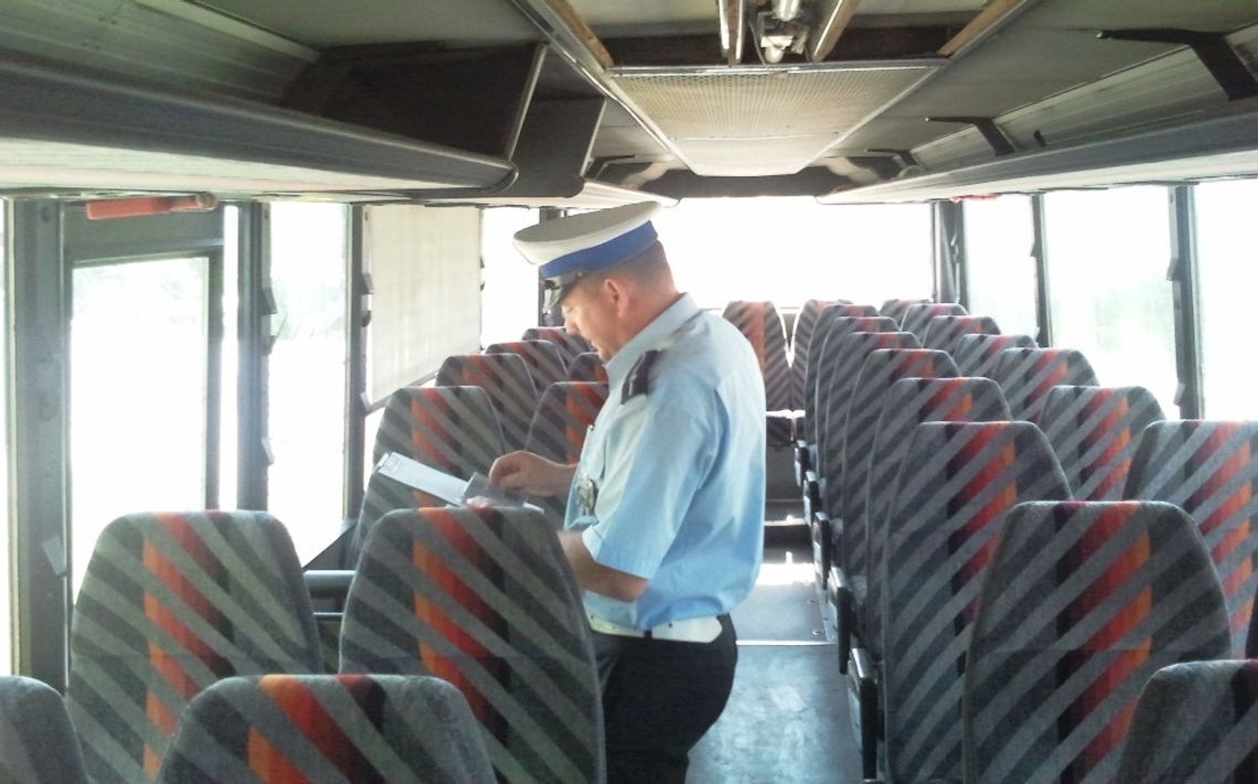 Z policjantami możesz sprawdzić stan techniczny autobusu