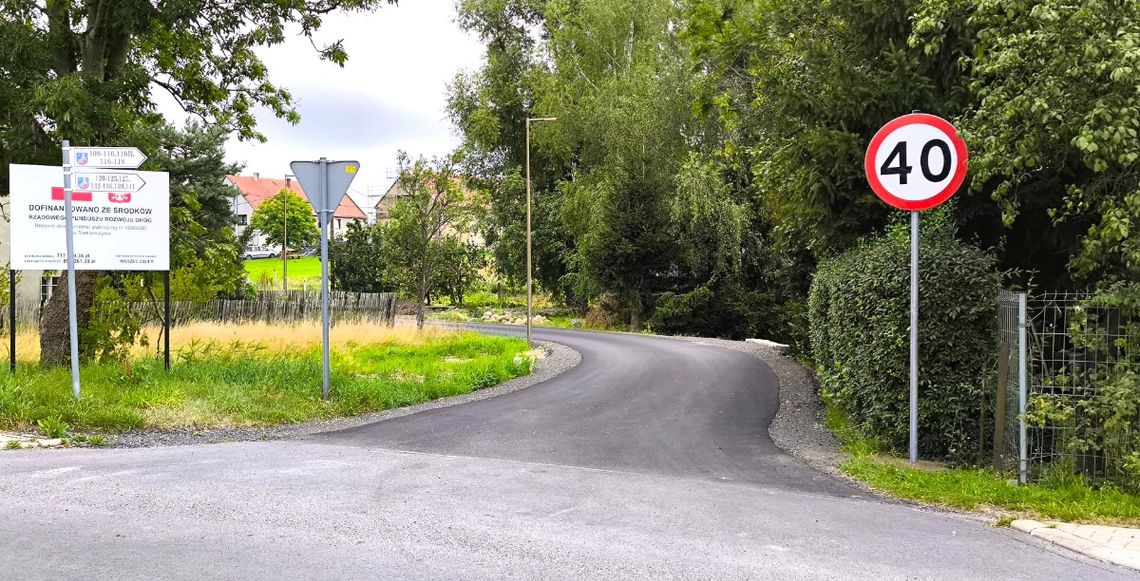 Zakończenie remontu drogi w Siekierczynie