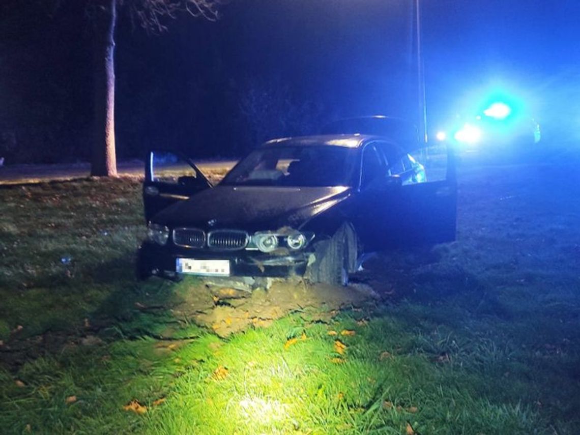 Zgorzelec. BMW trafiło na parking, a 37-latek do komendy