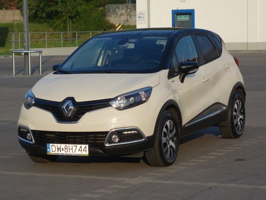 Sprzedam Renault Captur 0.9 Energy TCe Limited 2016r.