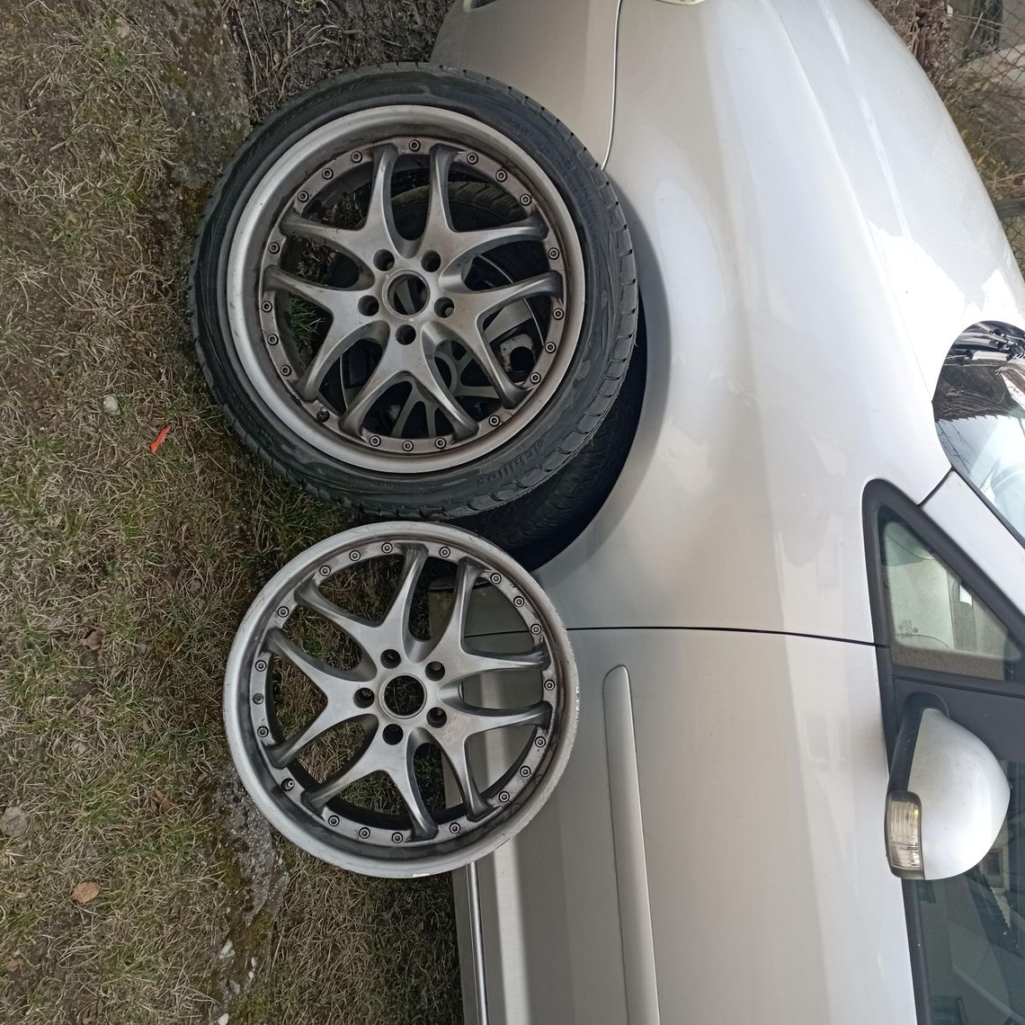 Sprzedam aluminiowe felgi 18"