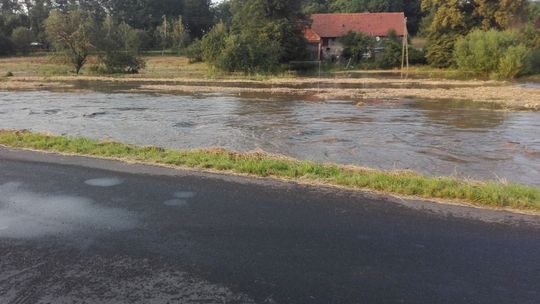 Oberwanie chmury nad Olszyną