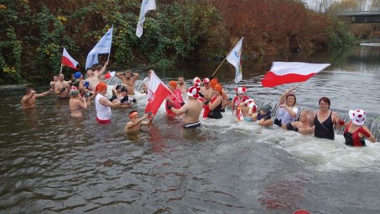 Zimno mokro i radośnie