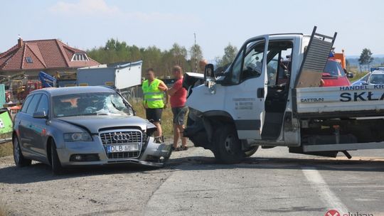 Wypadek trzech aut w Pisarzowicach