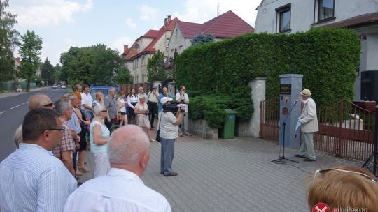 Odsłonięto tablicę upamiętniającą Feliksa Netza