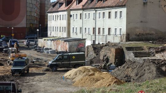 W Lubaniu odkryto studnię pełną artefaktów