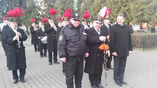 Górnicza orkiestra przemaszerowała przez miasto