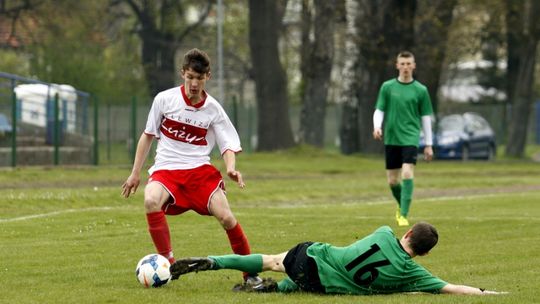 Juniorzy gromią (FOTO)