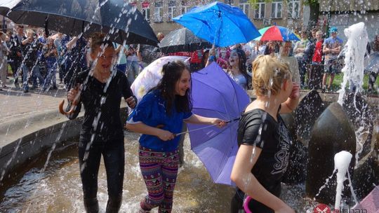 Happening na lubańskim Rynku „BEZPIECZNY SENIOR”