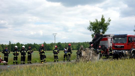 Tragiczny wypadek na łączniku prowadzącym do autostrady