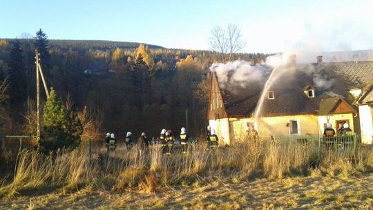 Pożar budynku socjalnego w Świeradowie-Zdroju