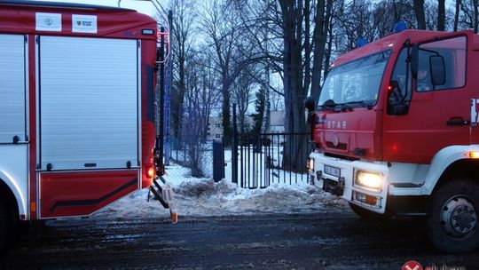 Ktoś po raz kolejny informuje o podłożeniu bomby w gimnazjum