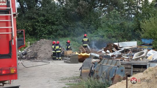 Gęsty dym nad Uniegoszczą