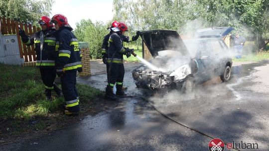 Auto spłonęło na ul. Dolnej