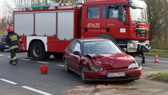 Kolizja na zjeździe w stronę autostrady