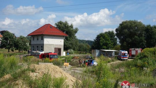 Omal nie utonęła szóstka kajakarzy