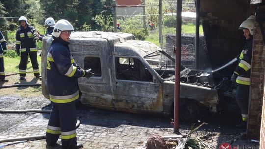 Pijany podpalił własny samochód