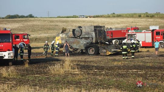 Huk i kłęby dymu nad Zarębą