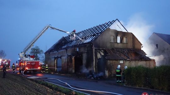 Potężny pożar w Siekierczynie