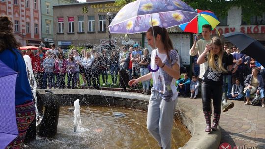 Happening na lubańskim Rynku „BEZPIECZNY SENIOR”